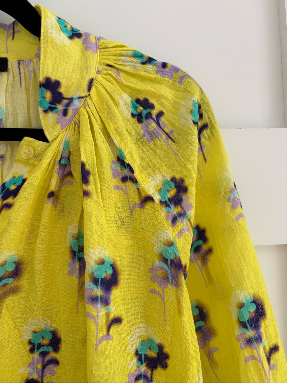 Smythe Gathered Blouse In Lemon Floral Print size S - Picture 5 of 12